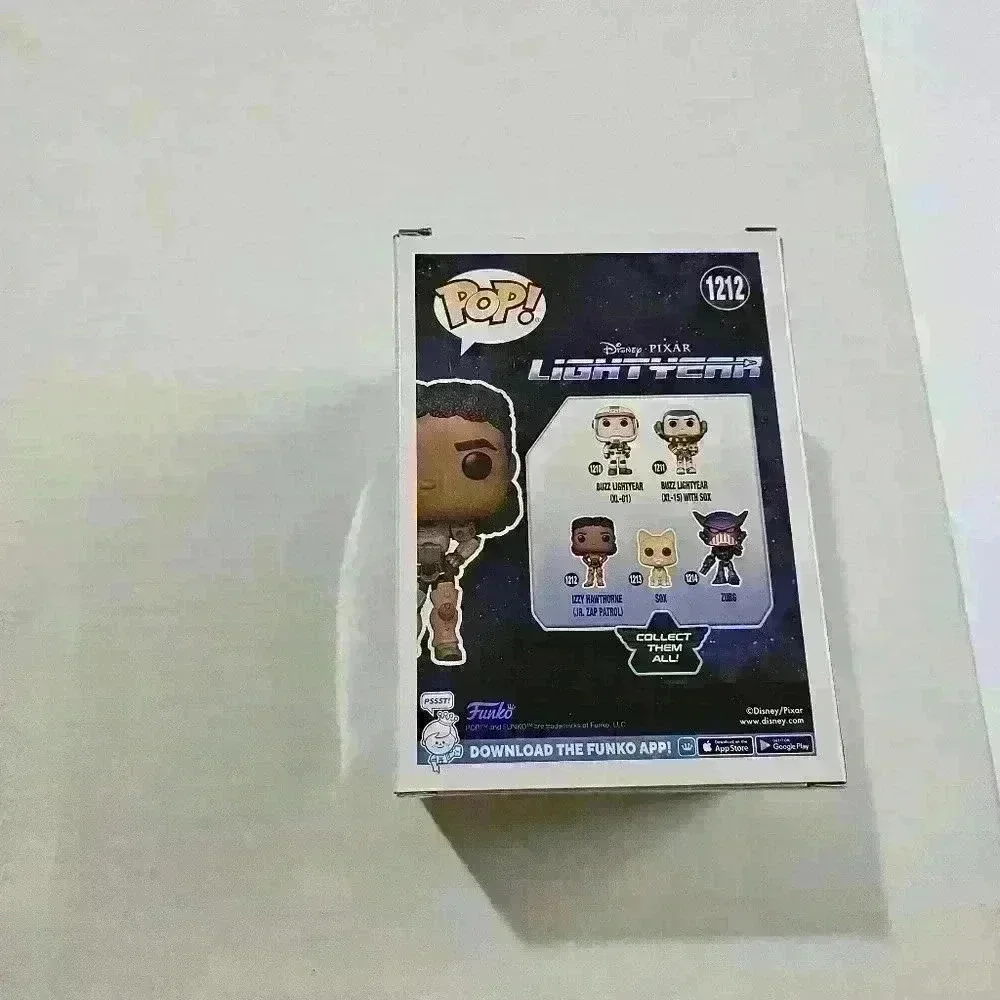 Lightyear lizzy FUNKO POP #1212 - Picture 2 of 4